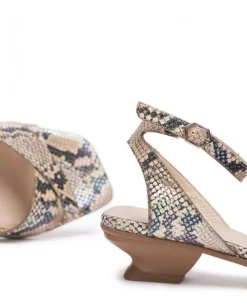 Wonders Alia Mamy Serpiente^ Tacones