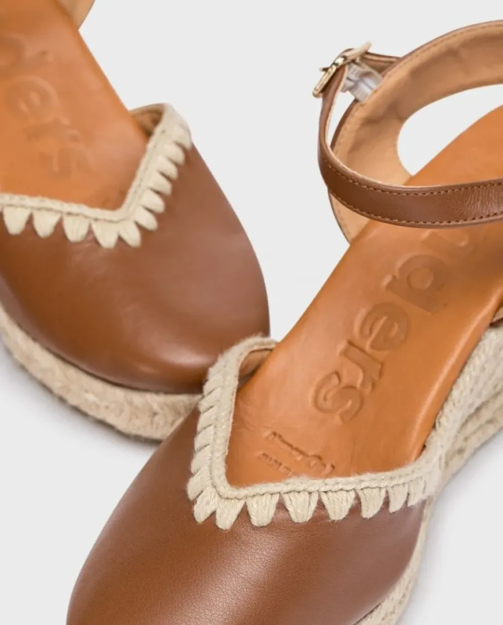 Wonders Cuñas Malibu Marron^ Alpargatas