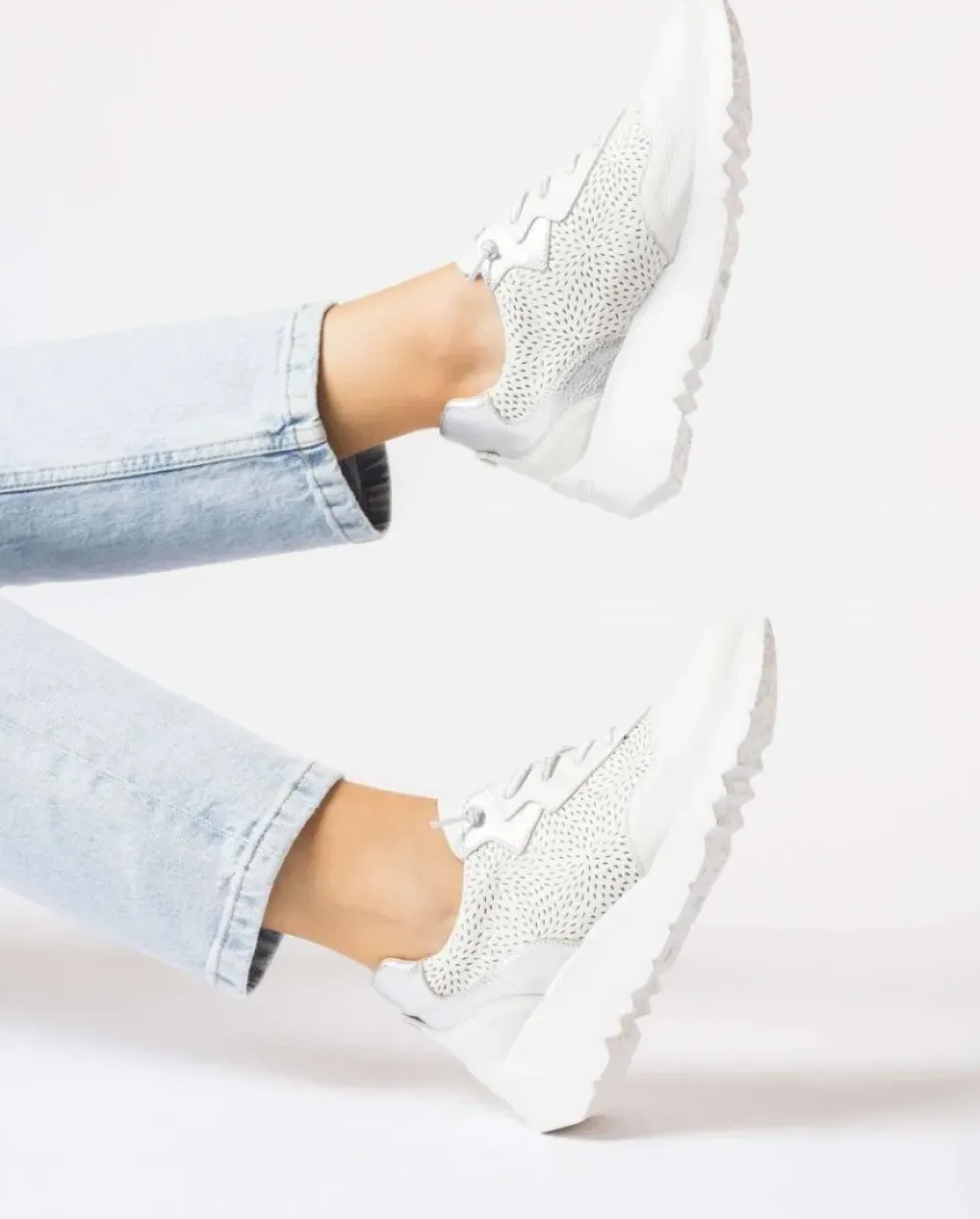 Wonders Deportivas Pamplona Blanco^ Deportivas