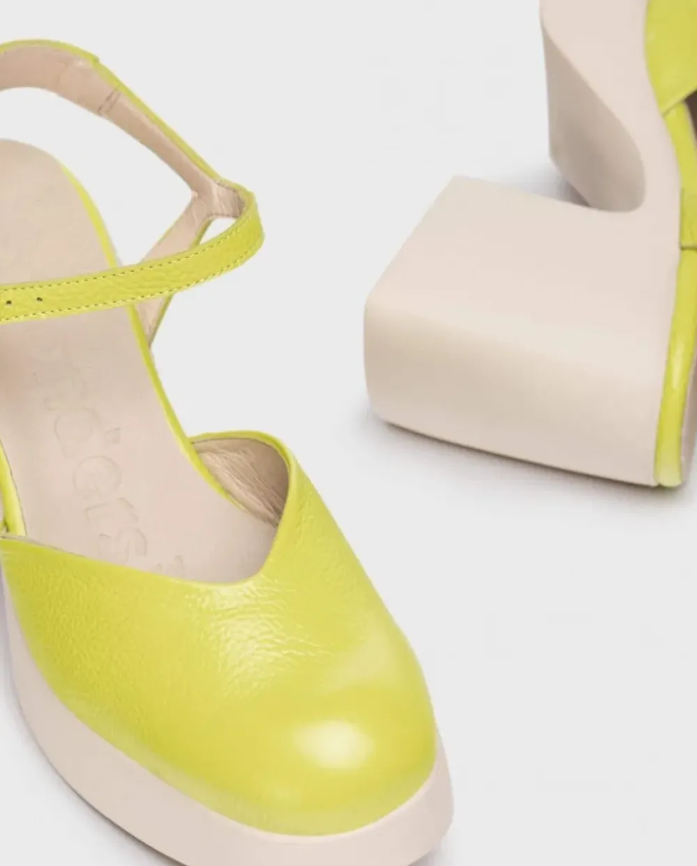 Wonders Mercedita Juana Luminiscente^ Tacones