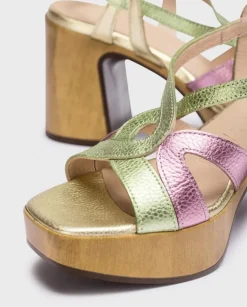 Wonders Sandalia Violeta Laminado^ Tacones