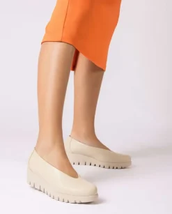 Wonders Zapato Fly Crema^ Cuñas